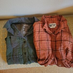Marmot Mountain Works And REI Set Of 2 Women's Flannels Size Small